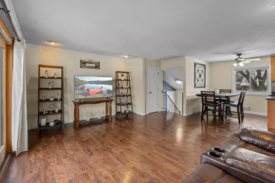 7591 Irvin Avenue Court S, Cottage Grove, MN 55016 - Photo 4