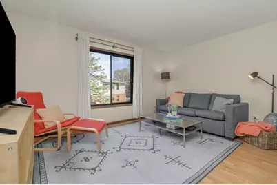 1643 Dunlap Street N #4, Saint Paul, MN 55108 - Photo 4