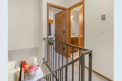 1643 Dunlap Street N #4, Saint Paul, MN 55108 - Photo 12