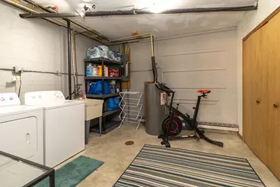 1643 Dunlap Street N #4, Saint Paul, MN 55108 - Photo 18