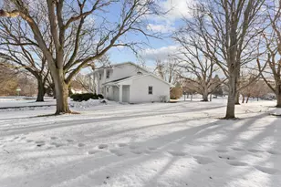 101 Heritage Cir N, Burnsville, MN 55337 - Photo 16