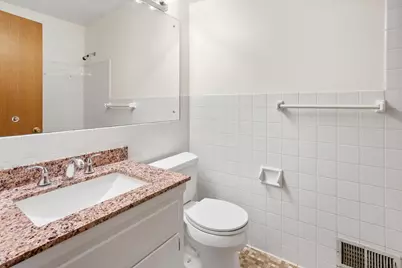 101 Heritage Circle N, Burnsville, MN 55337 - Photo 14