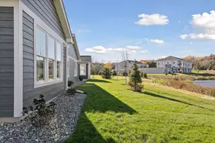 2985 Thompson Dr, River Falls, WI 54022 - Photo 32