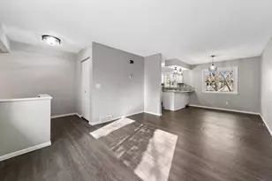 571 N Montgomery Ave, Le Center, MN 56057 - Photo 10