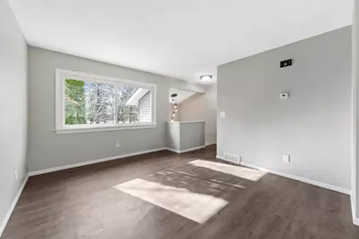 571 N Montgomery Avenue, Le Center, MN 56057 - Photo 12