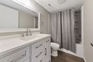 571 N Montgomery Ave, Le Center, MN 56057 - Photo 14