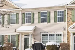 1976 Clover Ridge Dr, Chaska, MN 55318 - Photo 22