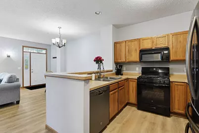 1976 Clover Ridge Drive, Chaska, MN 55318 - Photo 6