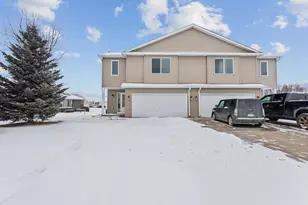 960 Rush Landing Ct, Rush City, MN 55069 - Photo 1