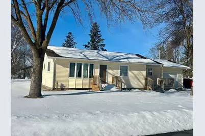 605 3rd Street NW, Wadena, MN 56482 - Photo 2