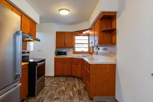 533 14th Ave N, South Saint Paul, MN 55075 - Photo 8