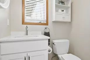 5422 35th St S, Fargo, ND 58104 - Photo 14