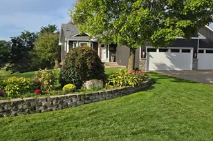 7876 Isleton Ave S, Cottage Grove, MN 55016 - Photo 36