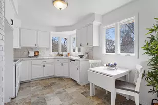 2381 Pagel Rd, Mendota Heights, MN 55120 - Photo 12