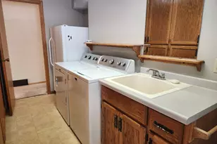 914 Chestnut Ct, Saint Cloud, MN 56303 - Photo 4