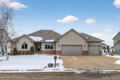 1408 27th Street SW, Austin, MN 55912 - Photo 1