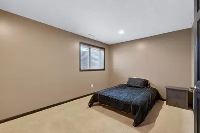 1408 27th Street SW, Austin, MN 55912 - Photo 44