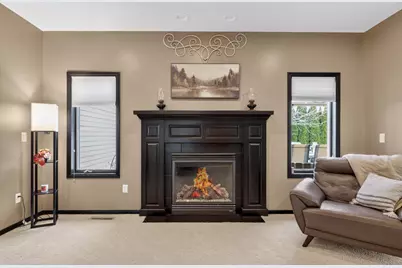 1408 27th Street SW, Austin, MN 55912 - Photo 8