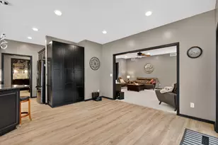 1408 27th St SW, Austin, MN 55912 - Photo 10