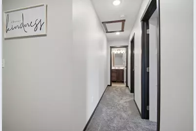 1300 18th Drive NE, Austin, MN 55912 - Photo 30