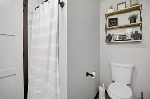 1300 18th Dr NE, Austin, MN 55912 - Photo 44