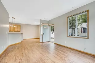 1819 Mockingbird Ave, Shakopee, MN 55379 - Photo 2