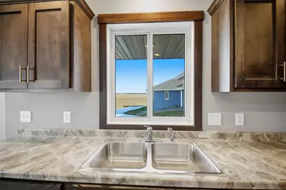 1801 13th Avenue NE, Austin, MN 55912 - Photo 18