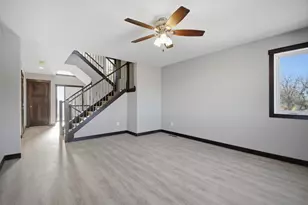 1801 13th Ave NE, Austin, MN 55912 - Photo 8