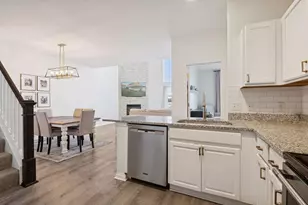 18289 Kerrville Trail, Lakeville, MN 55044 - Photo 8