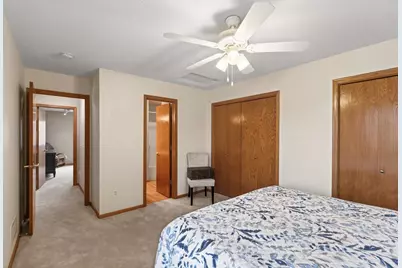 10500 57th Place N, Plymouth, MN 55442 - Photo 32