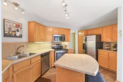 10500 57th Place N, Plymouth, MN 55442 - Photo 14