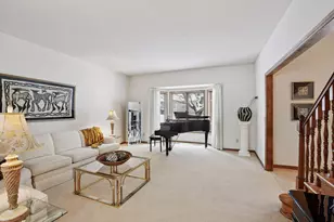 11824 Welters Way, Eden Prairie, MN 55347 - Photo 8