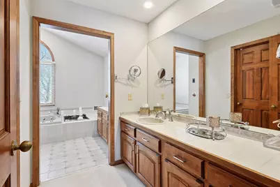 11824 Welters Way, Eden Prairie, MN 55347 - Photo 30