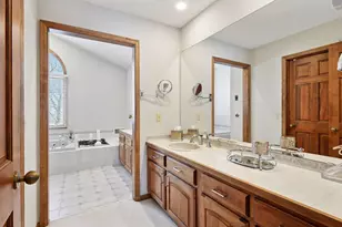 11824 Welters Way, Eden Prairie, MN 55347 - Photo 30