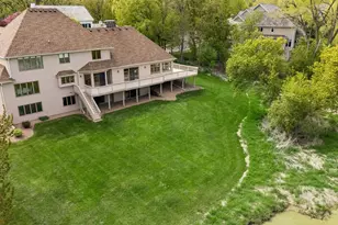 11824 Welters Way, Eden Prairie, MN 55347 - Photo 4
