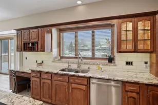 11824 Welters Way, Eden Prairie, MN 55347 - Photo 16