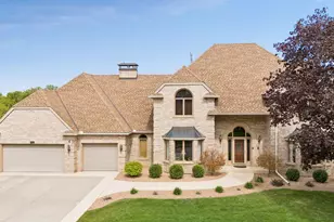 11824 Welters Way, Eden Prairie, MN 55347 - Photo 1