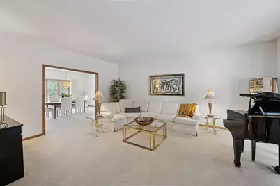 11824 Welters Way, Eden Prairie, MN 55347 - Photo 8