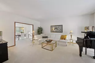 11824 Welters Way, Eden Prairie, MN 55347 - Photo 8