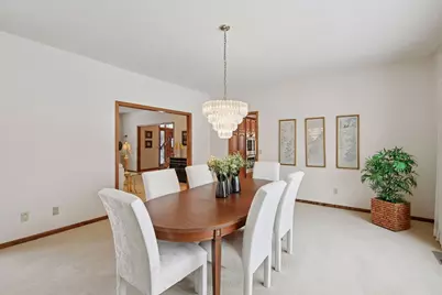11824 Welters Way, Eden Prairie, MN 55347 - Photo 10
