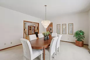 11824 Welters Way, Eden Prairie, MN 55347 - Photo 10