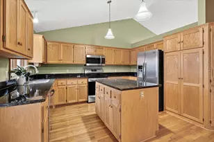 18246 Fillmore St NE, East Bethel, MN 55011 - Photo 4