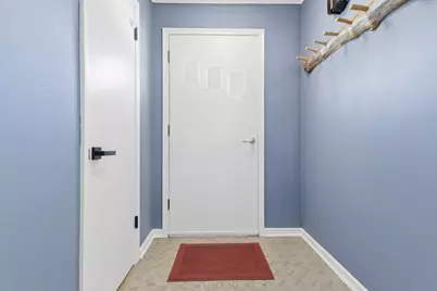 631 21st Avenue N, South Saint Paul, MN 55075 - Photo 2