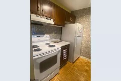 1181 Edgcumbe Road #1007, Saint Paul, MN 55105 - Photo 6