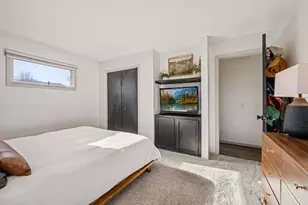 9909 Oakland Ave S, Bloomington, MN 55420 - Photo 26