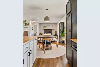 9909 Oakland Avenue S, Bloomington, MN 55420 - Photo 14