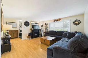 6359 St John's Dr, Eden Prairie, MN 55346 - Photo 8