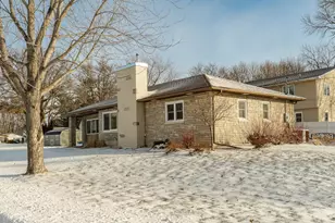 137 Memorial Dr NW, Blooming Prairie, MN 55917 - Photo 2