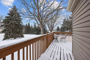 3563 Pilgrim Ln N, Plymouth, MN 55441 - Photo 4