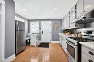 147 Hurley St E, West Saint Paul, MN 55118 - Photo 10